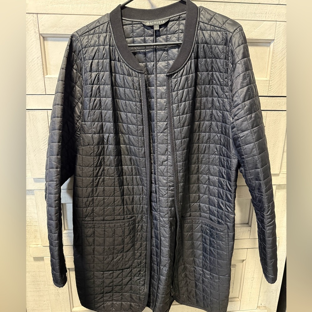 Athleta women’s Black Quilted Puffer Jacket